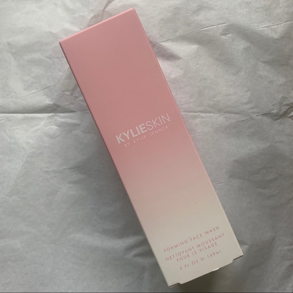 Mix & match 2 for $20 - Kylie Skin - Foaming Wash - Picture 2 of 5